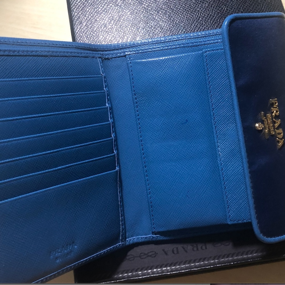 Prada Wallet - Picture 2 of 2